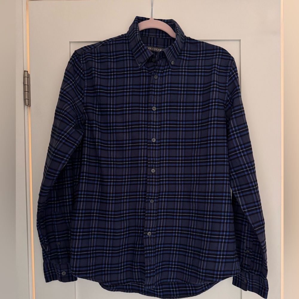 Slate & Stone Men’s Flannel Shirt. Never worn but washed after tags removed.